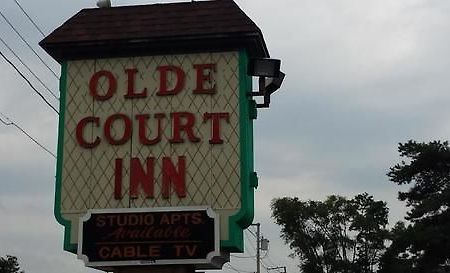 Olde Court Inn Wheeling Exterior photo